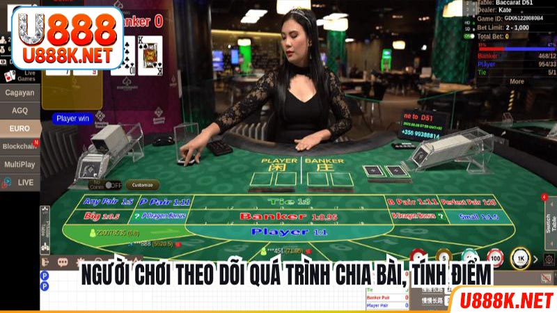 Người chơi theo dõi quá trình chia bài, tính điểm